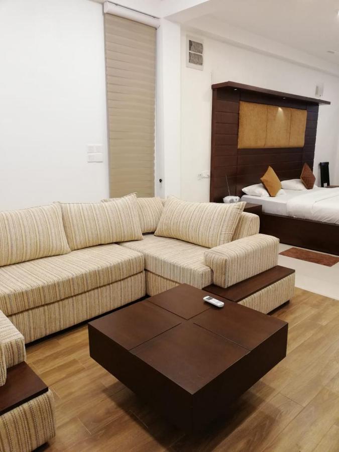 Вілла Oak Residencies Кірібатгода Екстер'єр фото