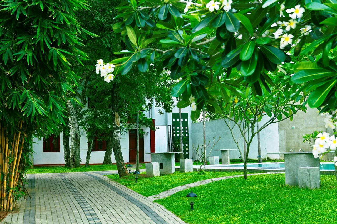 Вілла Oak Residencies Кірібатгода Екстер'єр фото